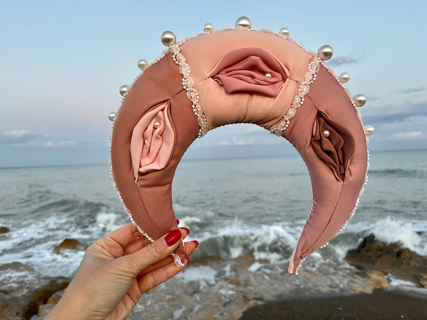 Vulva Crown